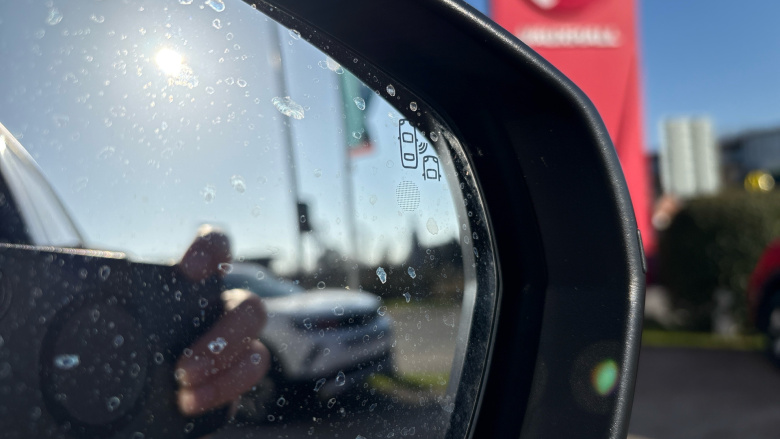 Vauxhall Grandland 1.2 Turbo Ultimate 5dr Petrol Hatchback